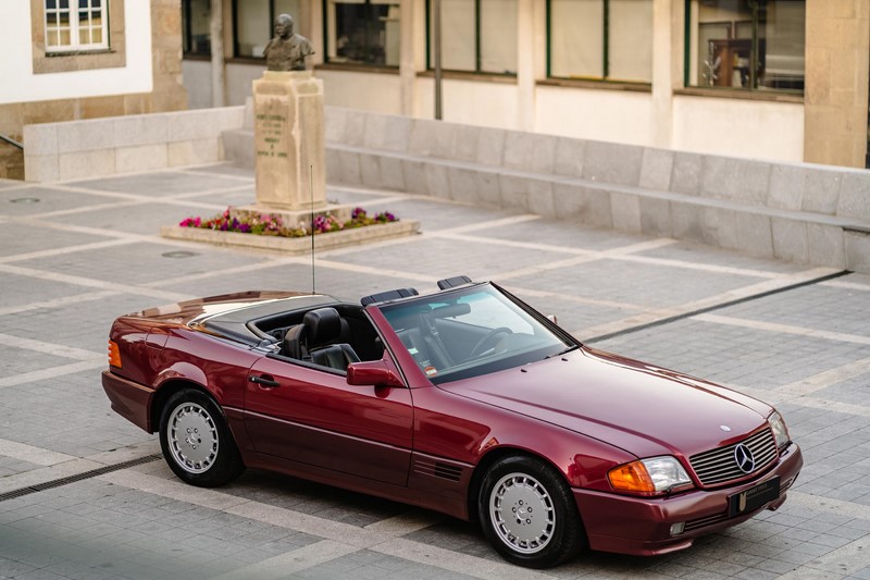 1990 Mercedes Benz 300SL24